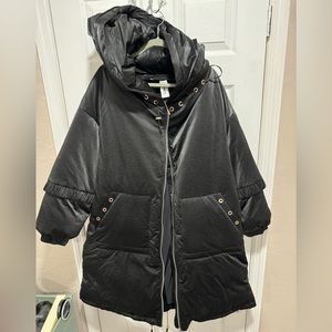 Women's Black Puffer Jacket
